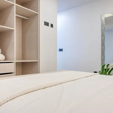 Bse15 2d, A In Madeira Apartment