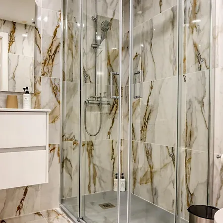 Bse15 2d, A In Madeira *